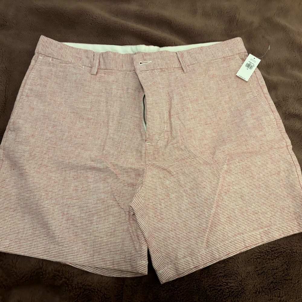 Old Navy Short *New W/Tags*